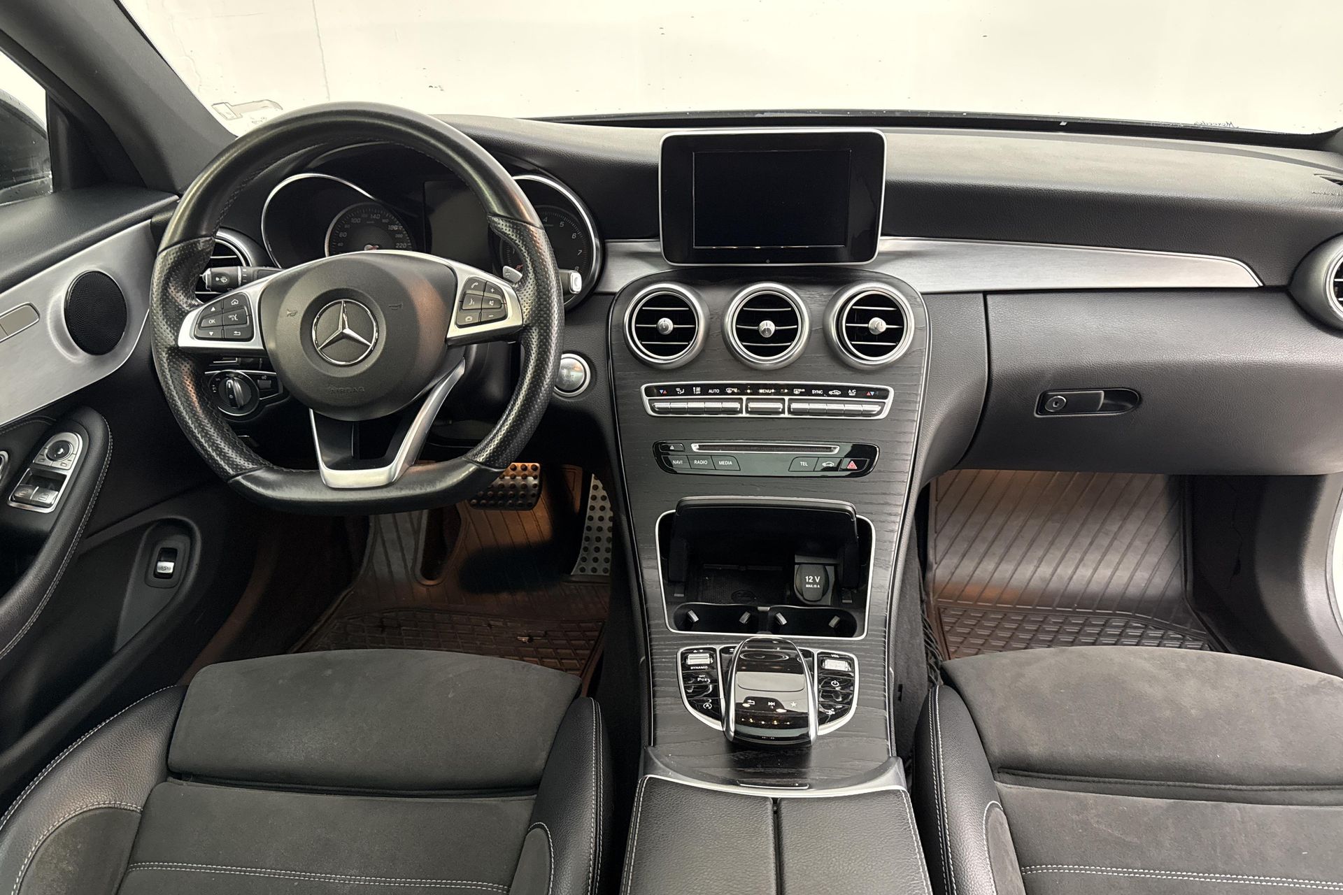 Mercedes-Benz C 200 Coupé 2018, bild 7/10