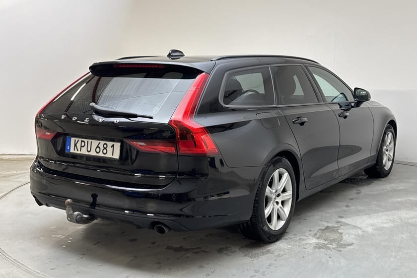 Bild 3 av Volvo V90 D3 AWD (150hk) Kinetic Backkamera Drag