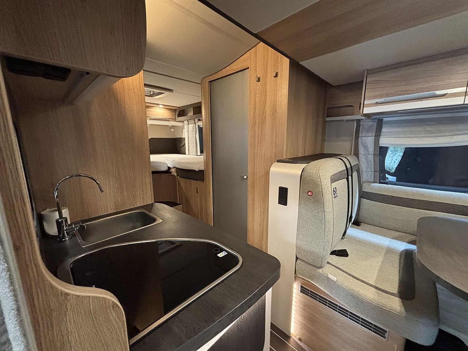 Knaus Campervan Fiat 2.3 MultiJet 2021, bild 7/10