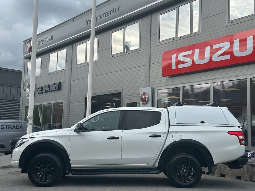 Bild 3 av Mitsubishi L200 Dubbelhytt 2.4 4WD | Drag | Kåpa | Extraljus | Takräcken | kamera