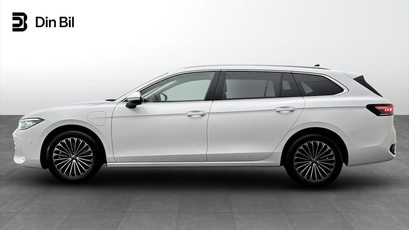Bild 2 av Volkswagen Passat Variant eHybrid DSG Elegance Drag P-värmare