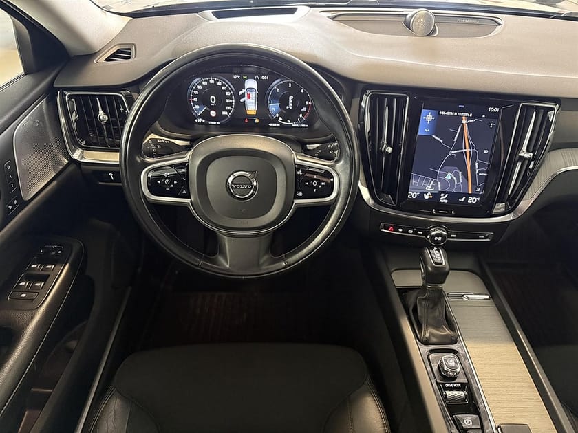 Bild 4 av Volvo V60 Cross Country D4 AWD B&W NAVI