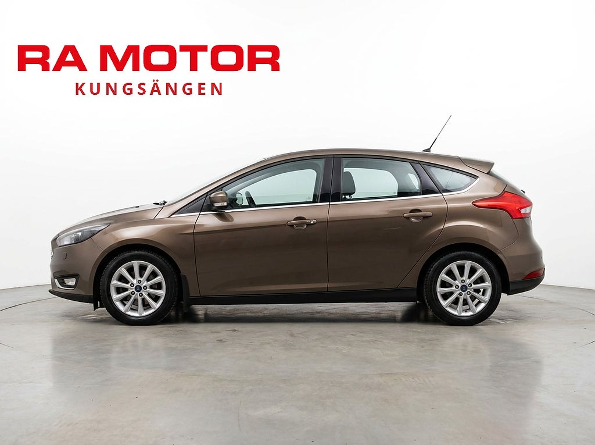 Ford Focus 1.0 125hk EcoBoost 2016, kuva 3/10