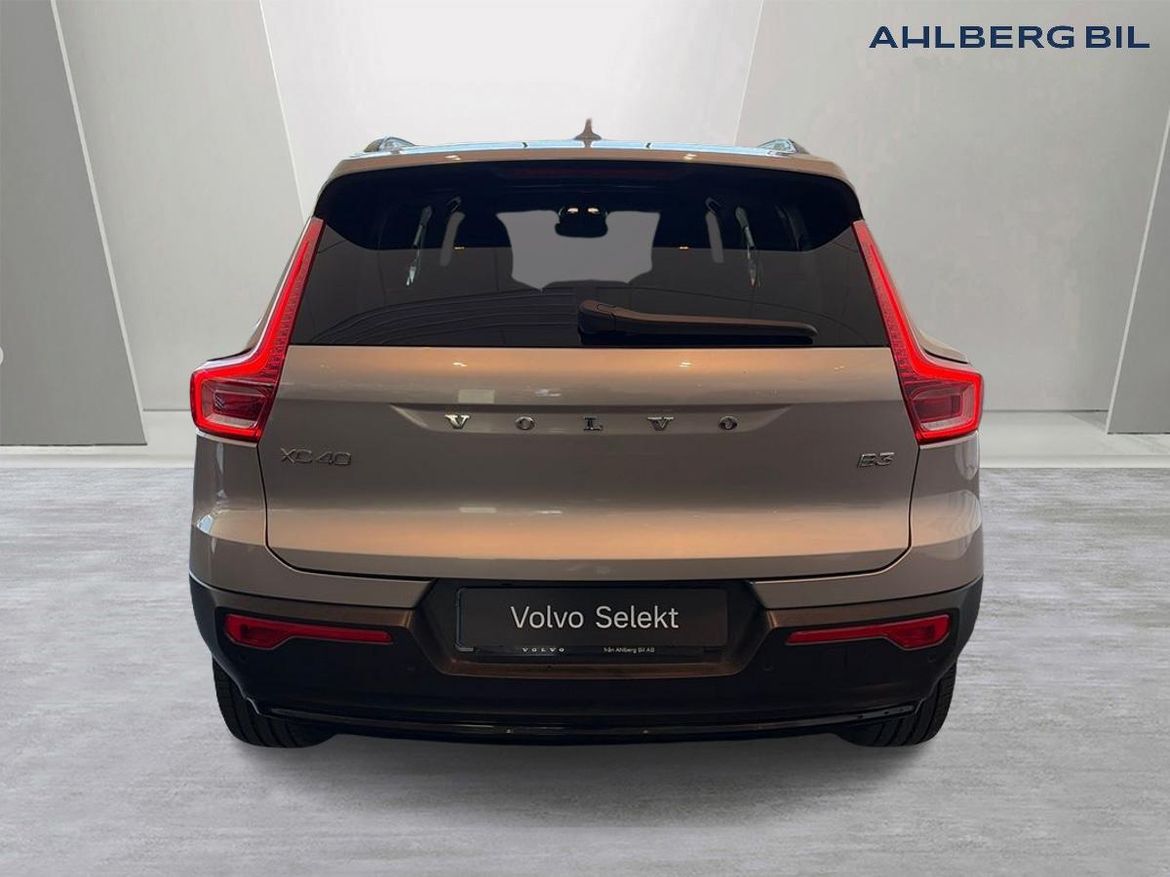 Volvo XC40 2025 - miniatyr 4