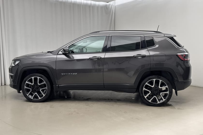 Bild 2 av Jeep Compass 4xe 1.3 PHEV 4WD (190hk) Limited GPS Drag