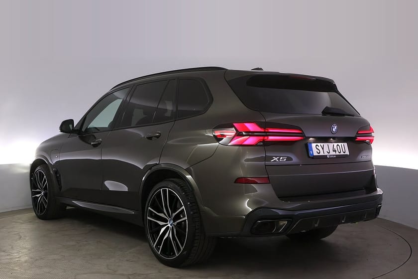 Bild 4 av BMW X5 xDrive50e M-Sport Komfortstol HK HUD DAP 360 BSM Drag