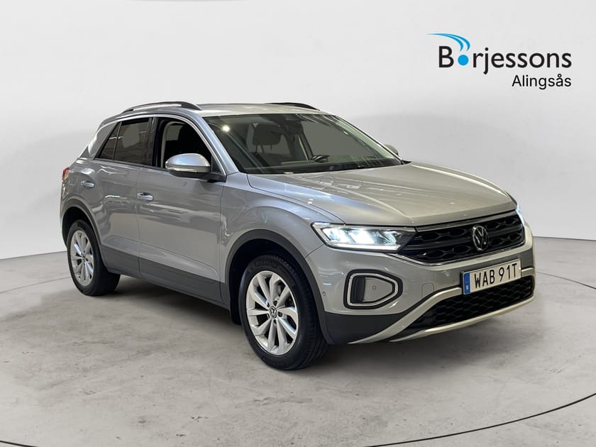 Bild 1 av Volkswagen T-Roc TSI 110hk Cockpit/CarPlay/2-zons