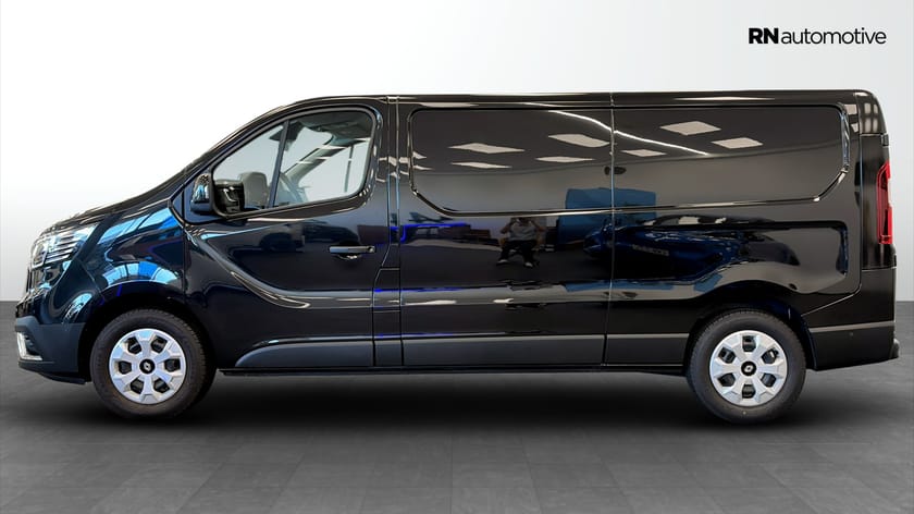 Bild 2 av Renault Trafic Skåpbil L2H1 | NORDIC LINE | DCI 170 AUTOMAT BVA9 DEMO