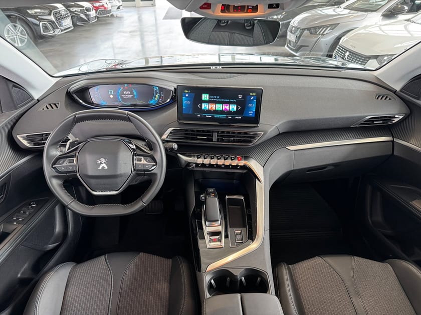 Bild 3 av Peugeot 3008 HYBRID 225 ALLURE PLUG IN | 360 ° | FULL-LED | NAVI |