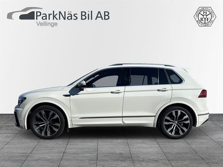Volkswagen Tiguan 2.0 TDI 4Motion DSG R-LINE PANO DRAG