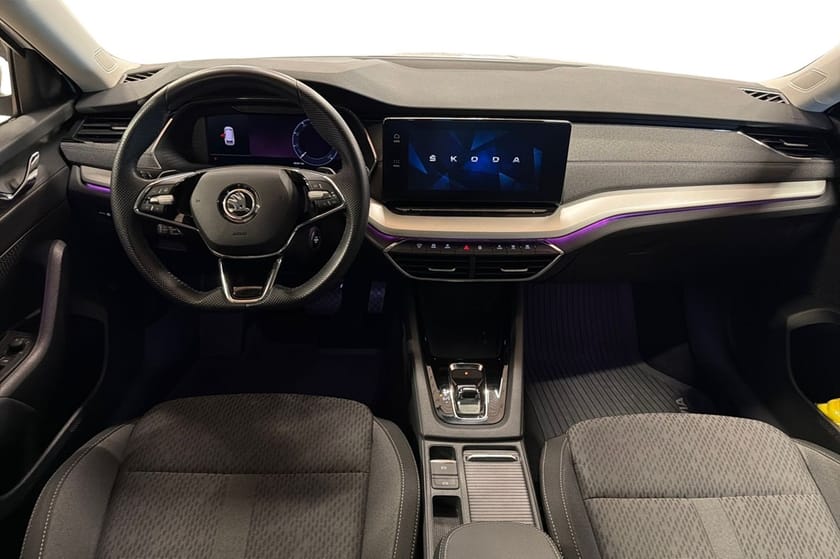 Bild 5 av Škoda Octavia Kombi VIA COMBI STYLE 1,0 TSI M-HEV 110 HK /DRAG/VÄRMARE
