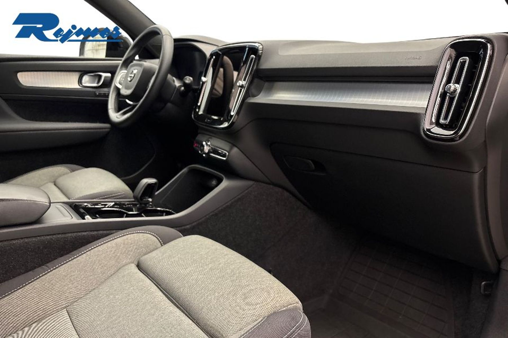 Volvo XC40 B3 2025, bild 7/10