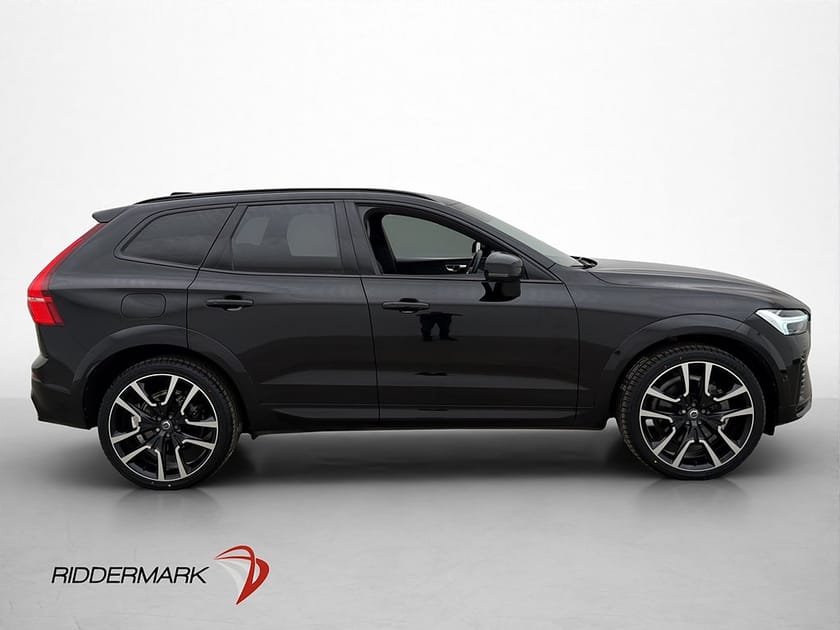 Bild 4 av Volvo XC60 Recharge T6 AWD R-Design Drag Pano H/K Skinn HUD