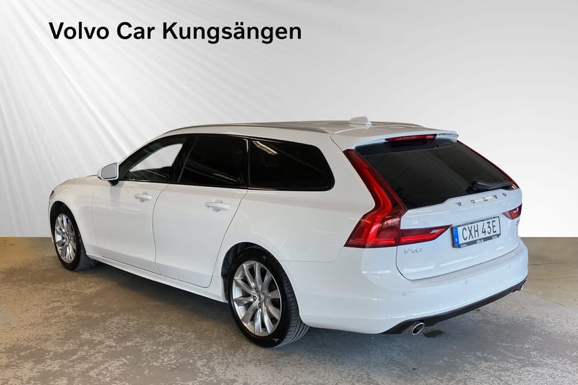 Bild 4 av Volvo V90 D4 AWD Momentum Advanced SE II Dragkrok