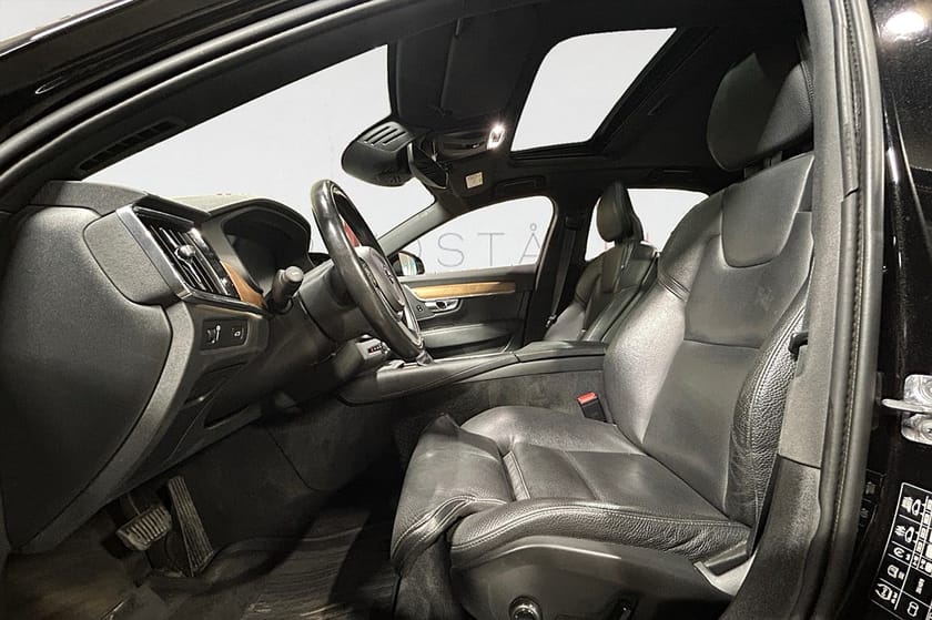 Bild 3 av Volvo S90 T5 Geartronic, 250HK INSCRIPTION AUT PANO SKINN 19"