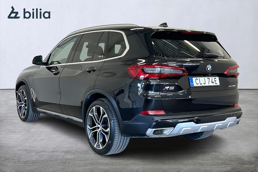 Bild 5 av BMW X5 xDrive45e iPerformance xDrive45e/H&K/Luftfjädring/Drag/Komfortstol/21"