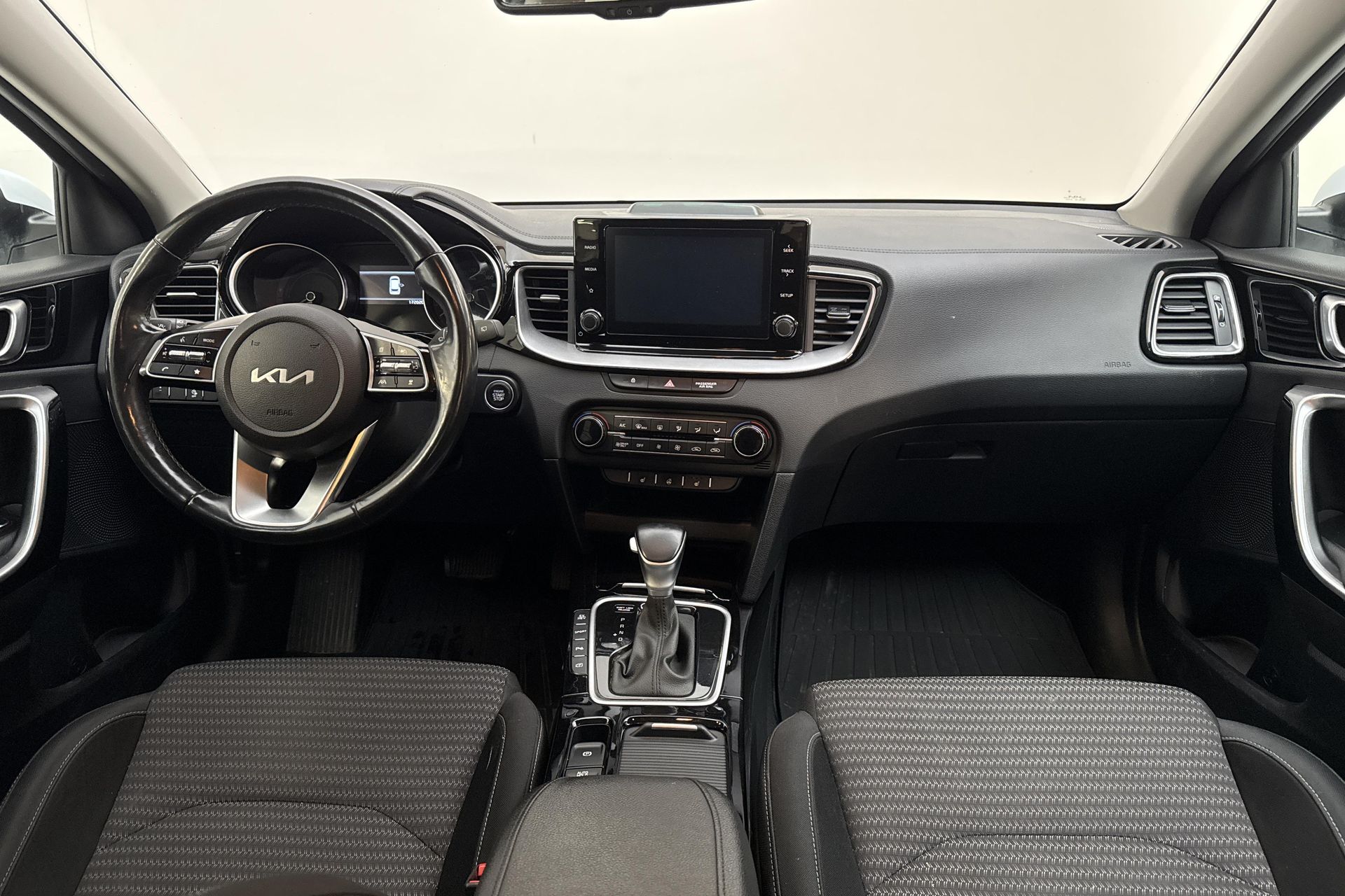 Kia Ceed Sportswagon Plug-in Hybrid 2022, kuva 7/10