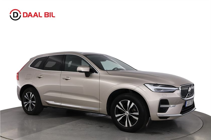 Bild 4 av Volvo XC60 RECHARGE T6 AWD 18,8 kWh 350HK CORE BRIGHT PANO DRAG