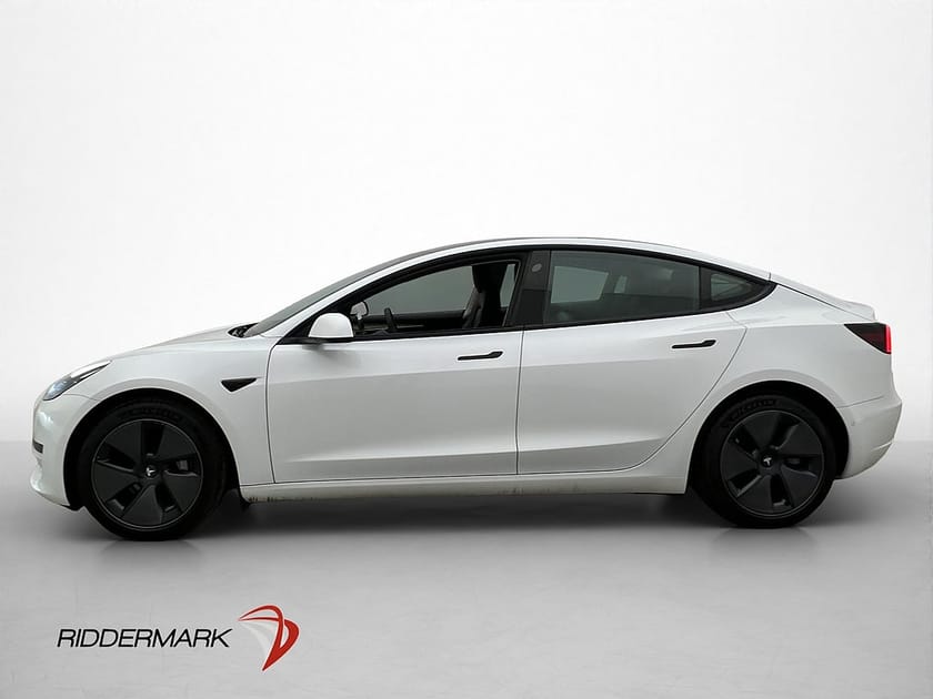 Bild 5 av Tesla Model 3 Standard Range Plus Dragkrok Autopilot MOMS