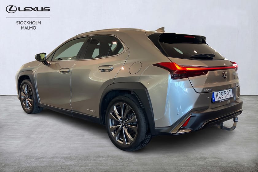 Bild 3 av Lexus UX 250h E-Four F Sport S 184hk Drag HUD ML 360° Keyless Navi