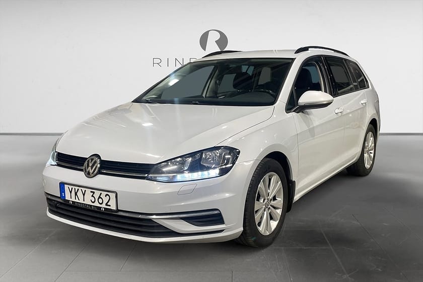 Bild 1 av Volkswagen Golf Sportscombi 1.0 TSI 110 HK DRAG B-KAMERA 0.42L/MIL 382KR/ÅR 16"