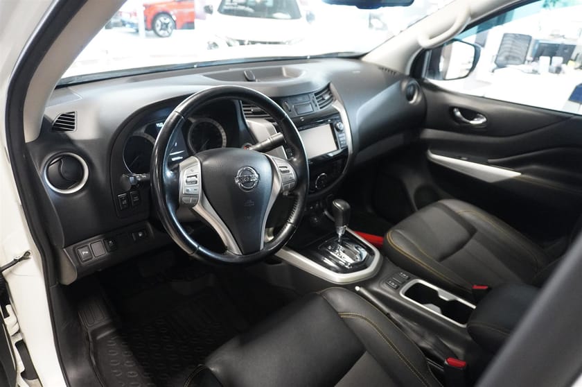 Bild 2 av Nissan Navara Dubbelhytt 2.3 dCi 4WD 190hk, 2018 360 Kamera, Soltak, Leasebar