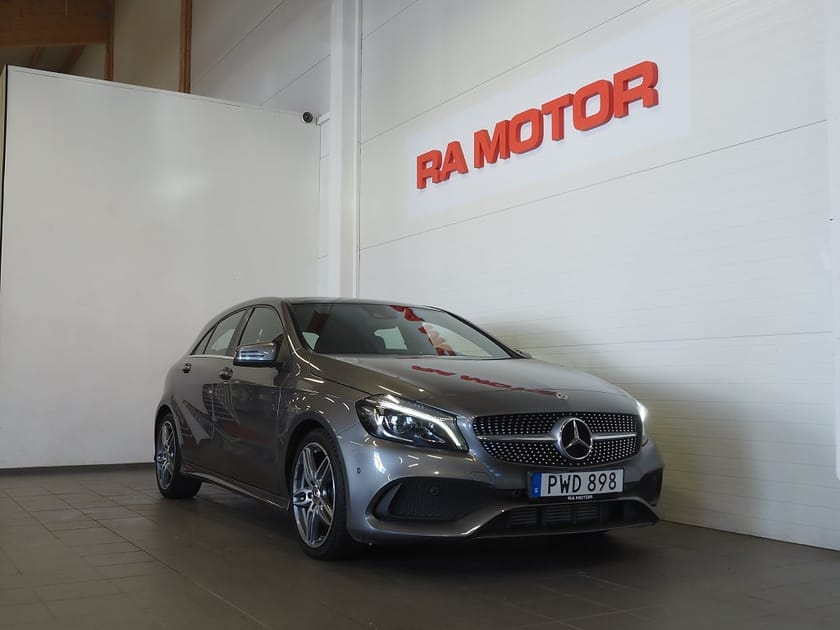 Bild 1 av Mercedes-Benz A 180 d 7G-DCT AMG Line Kamera Pano Navi Låga mil