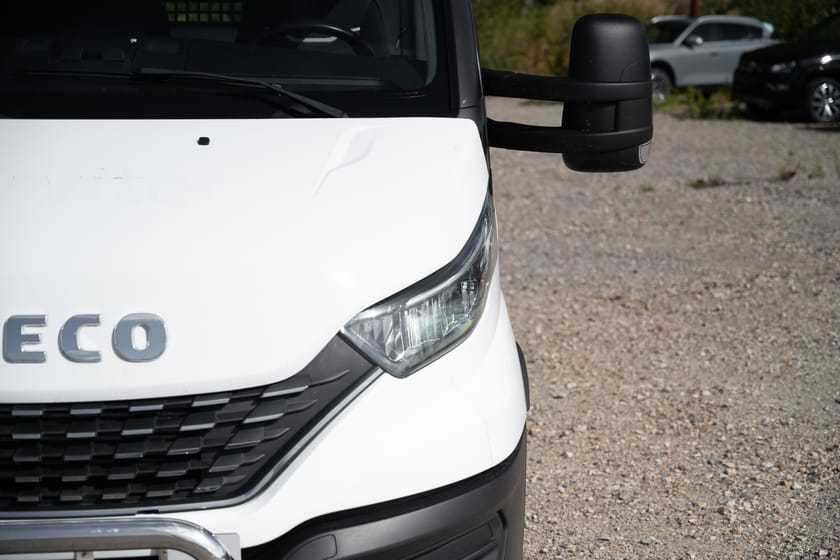 Bilde 4 av Iveco Daily 35-180 Van 35S18H D A8 ''doka'' Auksjon! Les tekst!