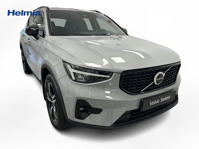 Bild 4 av 16 – Volvo XC40 B3 FWD Bensin Plus Dark
