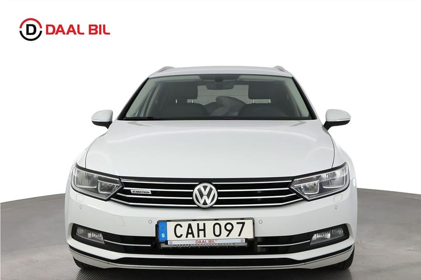 Bild 2 av Volkswagen Passat Sportscombi 2.0 TDI 4MOTION 190HK B-KAMERA DRAG VÄRM
