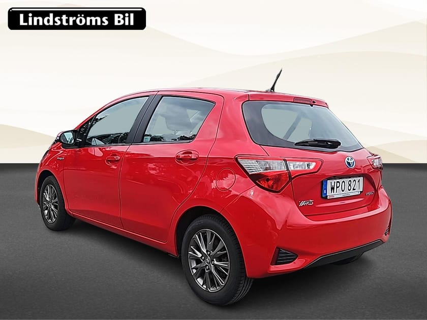 Bild 4 av Toyota Yaris Hybrid - Vinterhjul