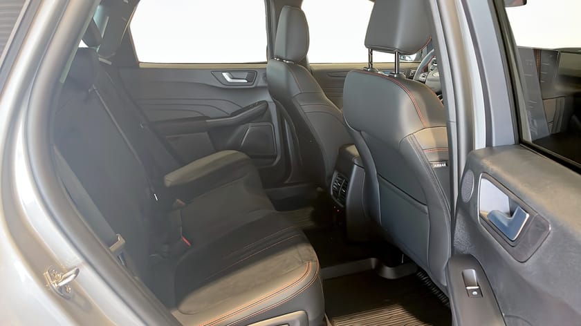 Bild 5 av Ford Kuga Plug-In Hybrid ST-LINE, 360, DRAG, B&O Ljud
