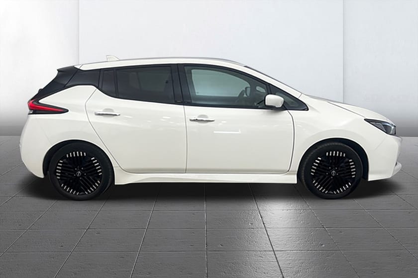 Bild 4 av Nissan Leaf 40 kWh N-Connecta Navi 360° Värmare Rattvärme 150hk