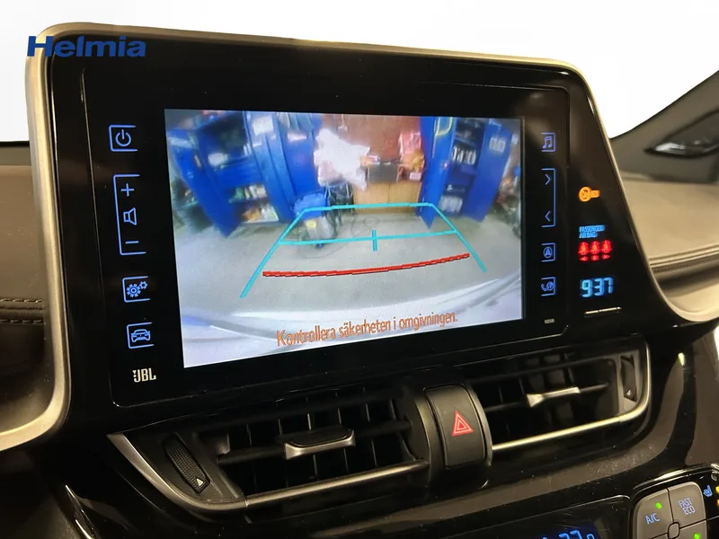 Bild 9 av 10 – Toyota C-HR Hybrid Executive