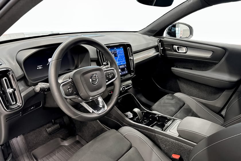 Bild 5 av Volvo EX40 Twin Motor Performance UltraBlackSE