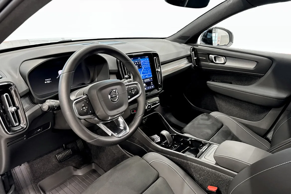 Volvo EX40 Twin Motor Performance