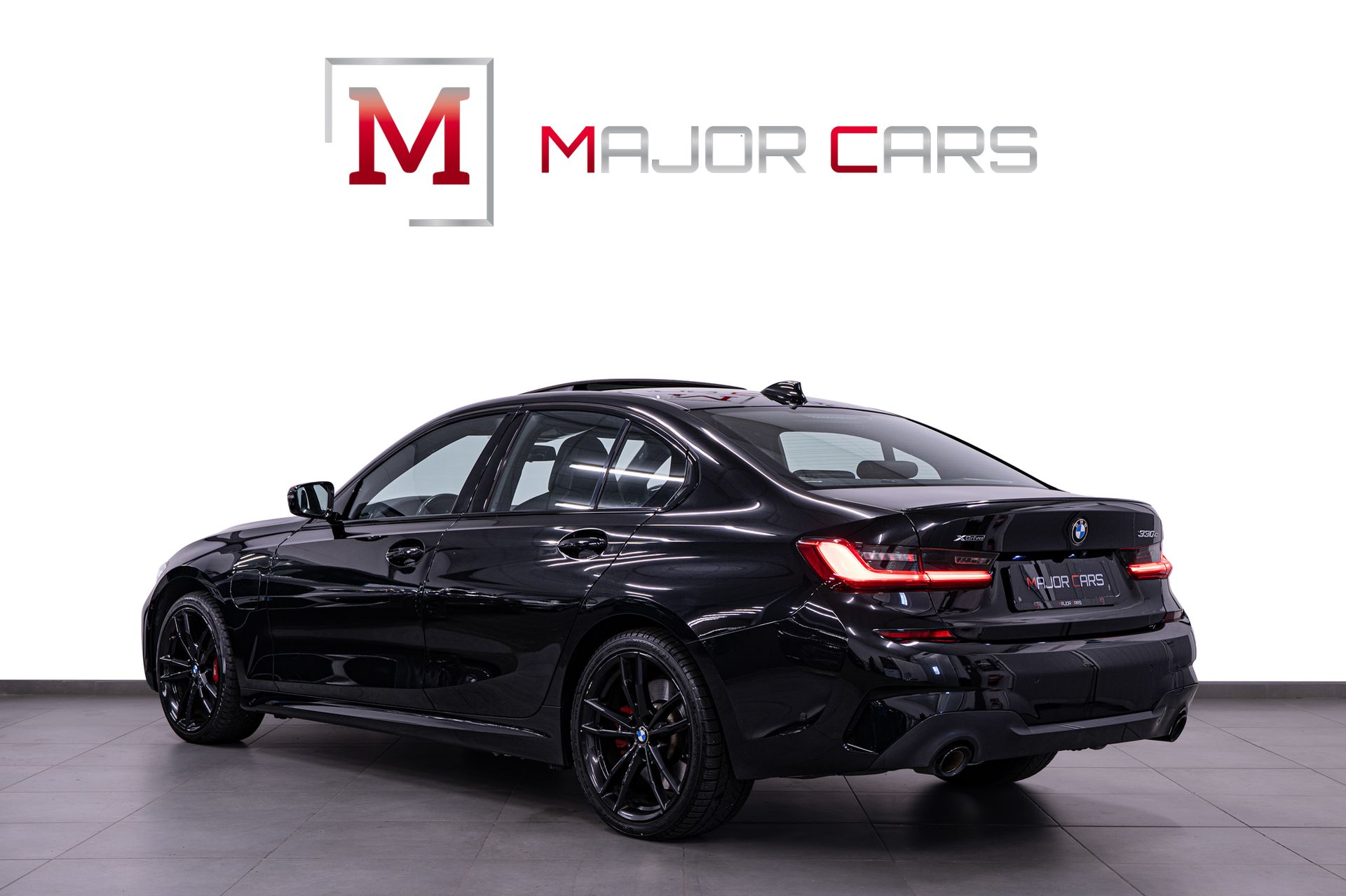BMW 330 e xDrive Sedan 2021, photo 4/10