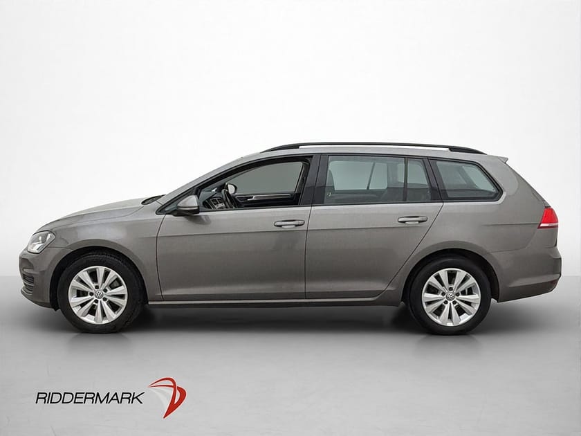 Bild 4 av Volkswagen Golf Sportscombi SC 1.2 TSI Drag Kamera Adaptiv-Fart CarPlay
