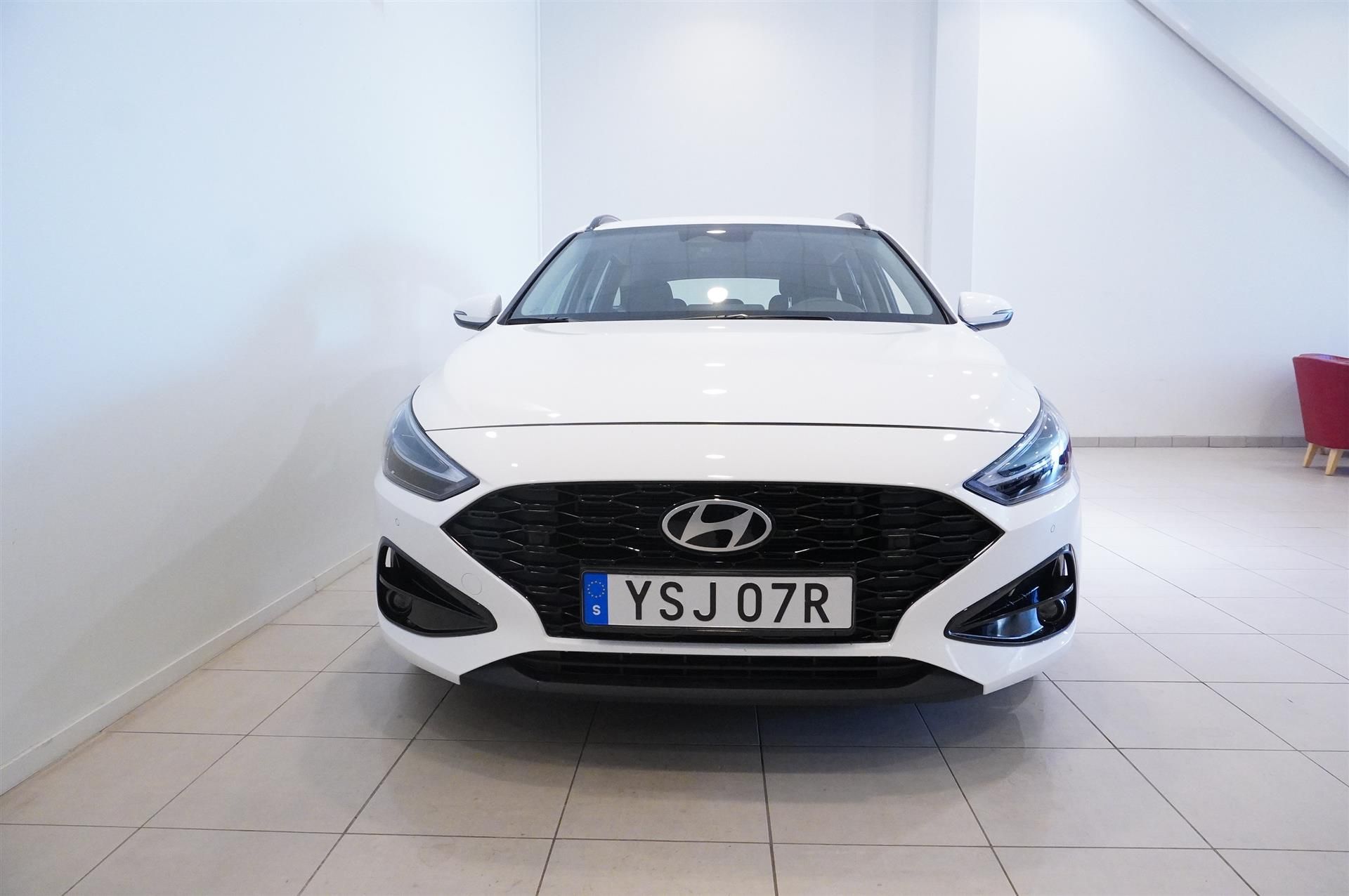 Hyundai i30 2025, bild 5/10
