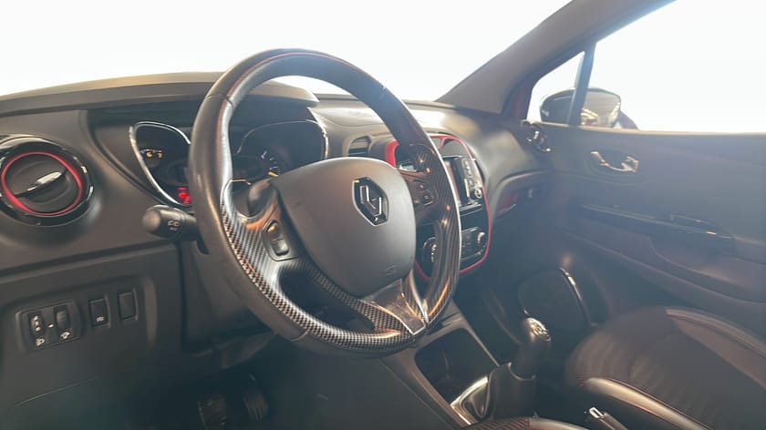 Bild 4 av Renault Captur Energy TCe 90 Helly Hansen II
