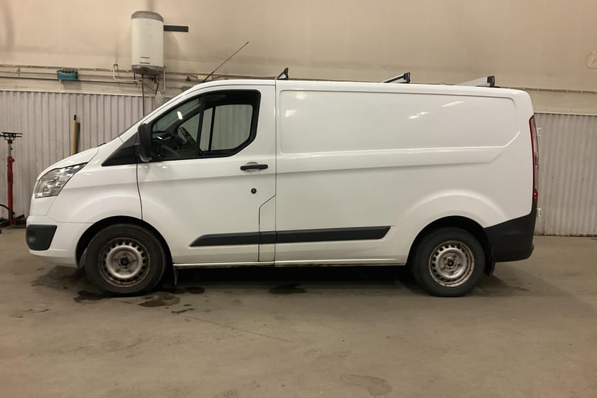 Bild 3 av Ford Transit Custom 270 (105hk) Reparationsobjekt