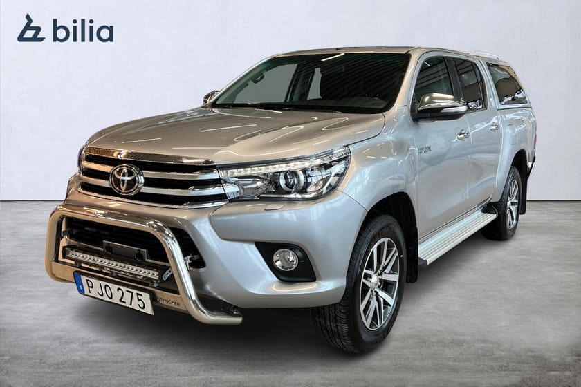 Bild 1 av Toyota Hilux Dubbelhytt D-CAB 2,4 AUT INVINCIBLE - KÅPA - EXTRALJUS - VÄRMARE EL