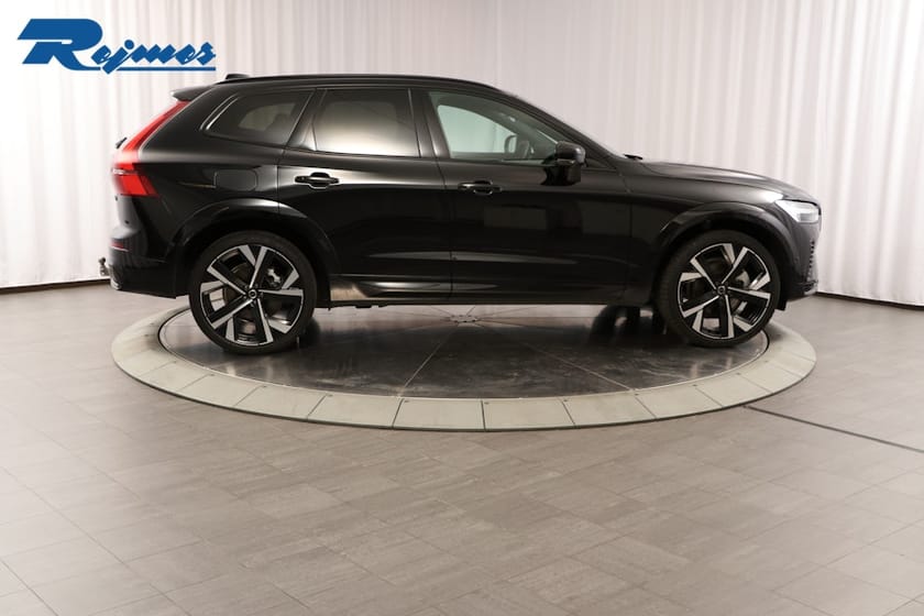 Bild 3 av Volvo XC60 T6 Plus Black Nordic Edition