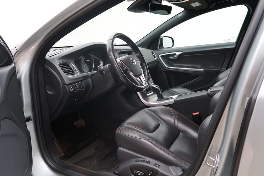 Bild 4 av Volvo V60 Cross Country D4 AWD Classic Pro