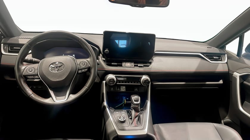 Bild 4 av Toyota RAV4 Plug-in Hybrid AWD 306HK STYLE MOMS DRAG