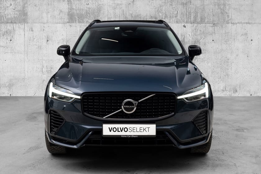 Bilde 3 av Volvo XC60 T6 AWD Plug In Hybrid Plus Dark 350Hk. Hengerfeste!