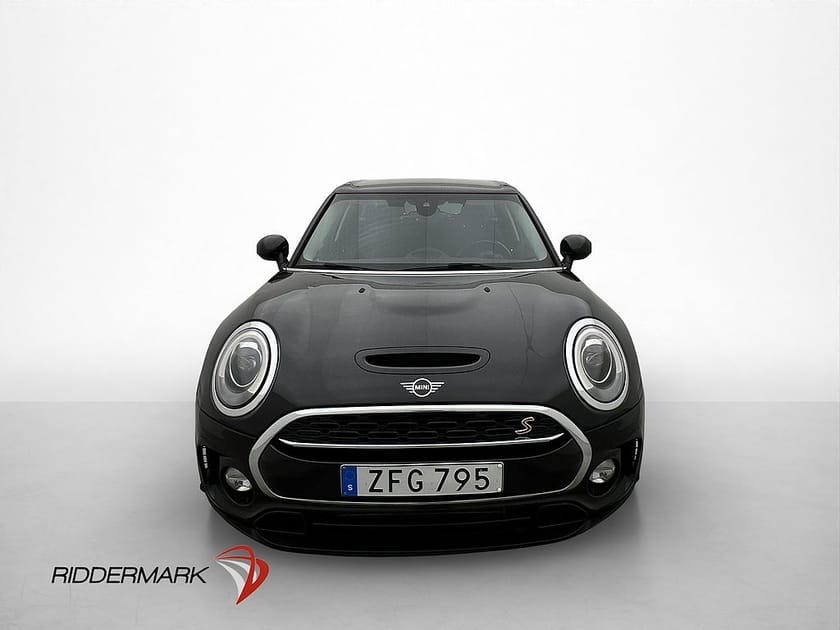 Bild 2 av MINI Cooper S ALL4 Clubman Salt II Excitement Sensorer Navi
