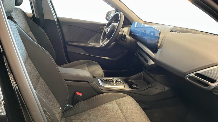Bild 3 av BMW 120 5d Vinterhjul ingår, Backkamera, Farthållare