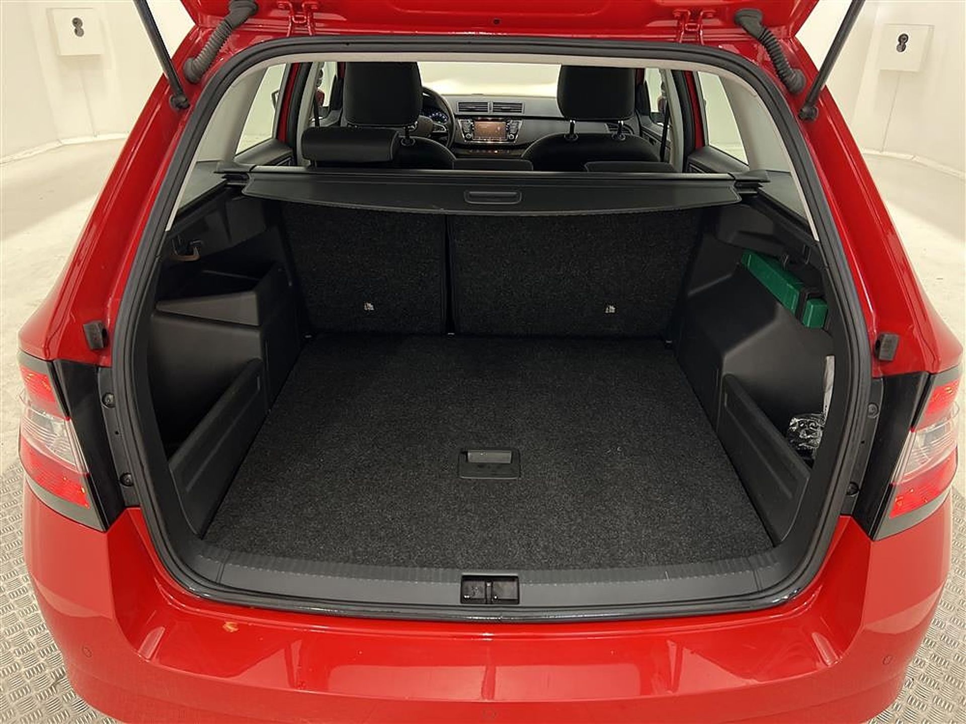 Skoda Fabia Kombi 1.0 TSI 2018, bild 6/12