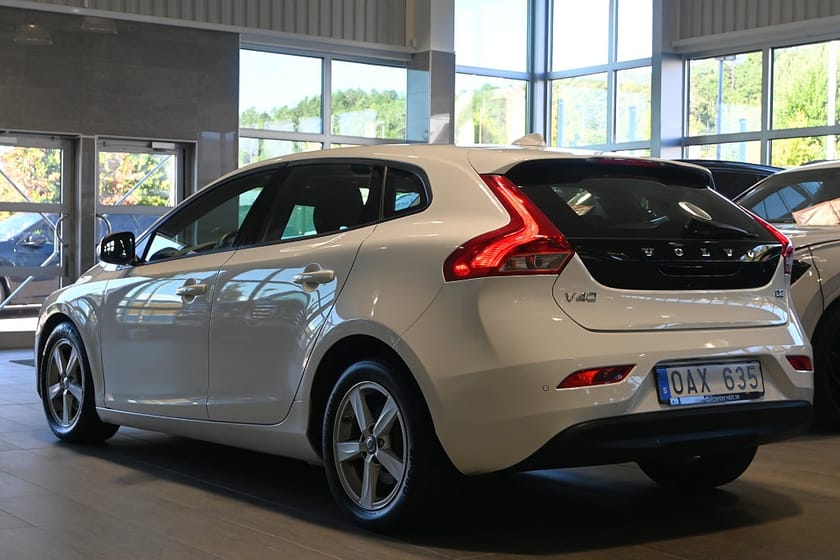 Bild 3 av Volvo V40 D2 115hk Kinetic Värmare Ny Kamrem